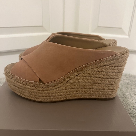 Franco Sarto Tan Wedge Sandals - Picture 1 of 3